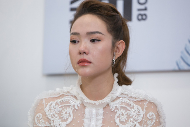 Thí sinh The Face bị Minh Hằng xúc phạm đến gia đình: Trong lúc tức giận, chị Hằng mắng tôi là mất đạo đức!