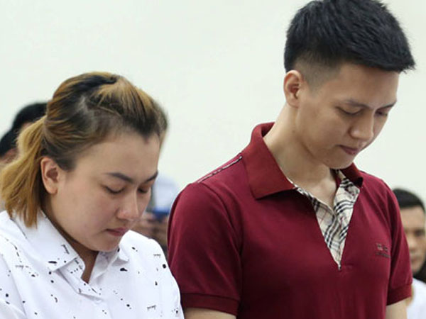 Ông bố hành hạ con 10 tuổi bất ngờ chấp nhận án phạt 78 tháng