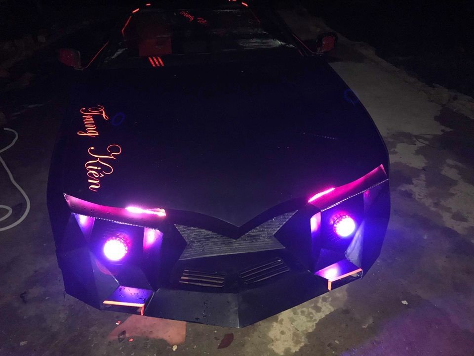 Chàng trai Hà Tĩnh độ Daewoo đồng nát 50 triệu thành siêu xe mui trần