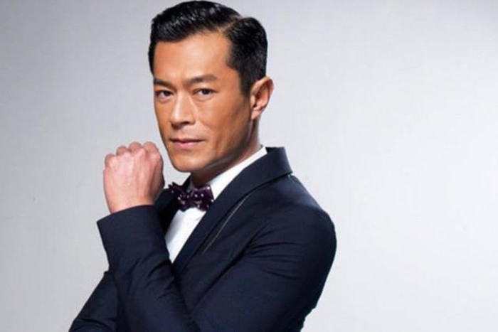 Kẻ hiếp dâm Lam Khiết Anh trong quá khứ vui vẻ đi dự đám cưới giữa không khí tang thương