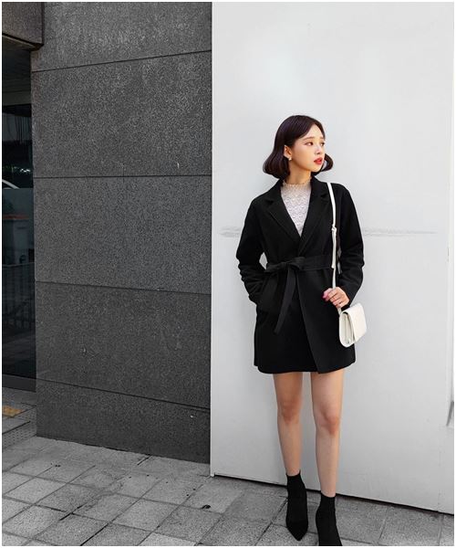 Phong cách công sở mùa đông: Rất cần một đôi bốt xinh