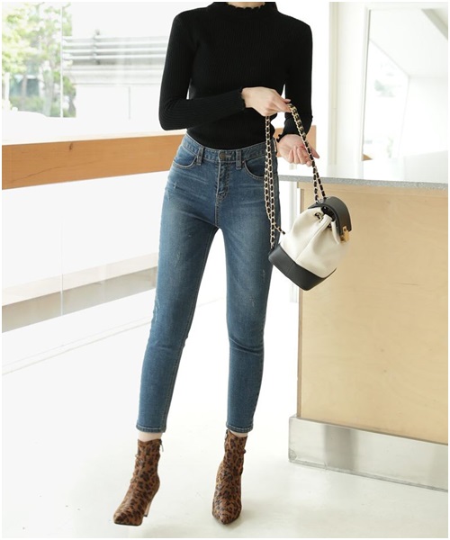 Phong cách công sở mùa đông: Rất cần một đôi bốt xinh