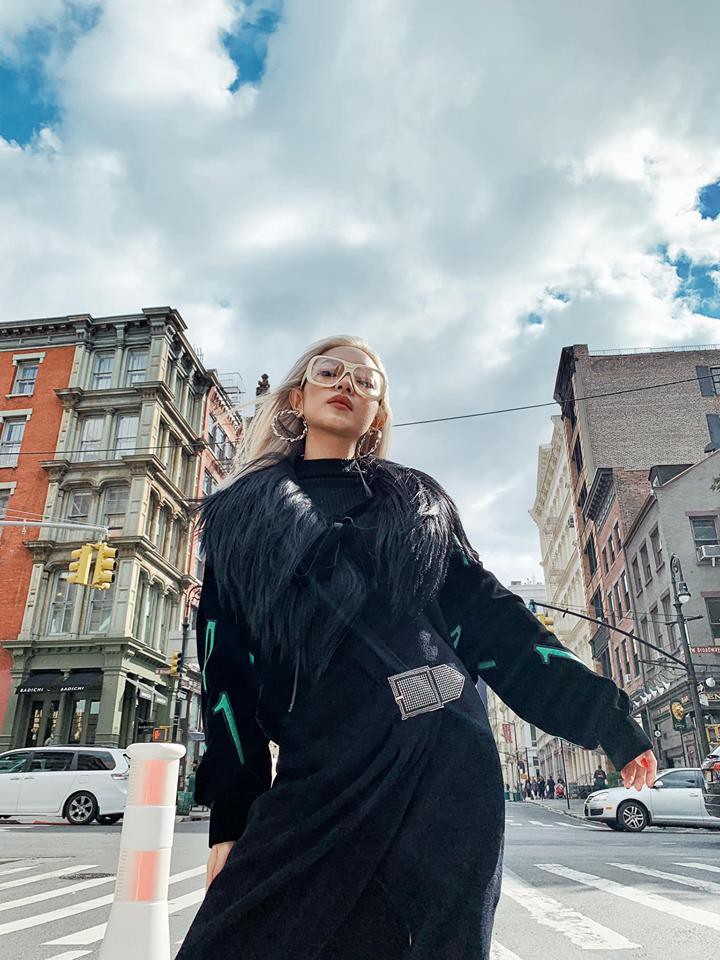 Street style chơi nhất tuần qua: Mới tháng 11 mà đã có 2 nàng kịp diện áo rét siêu nổi