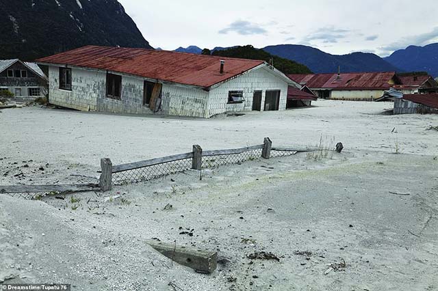 Rợn người vì những bí ẩn đằng sau nhiều ngôi làng bị bỏ hoang trên thế giới