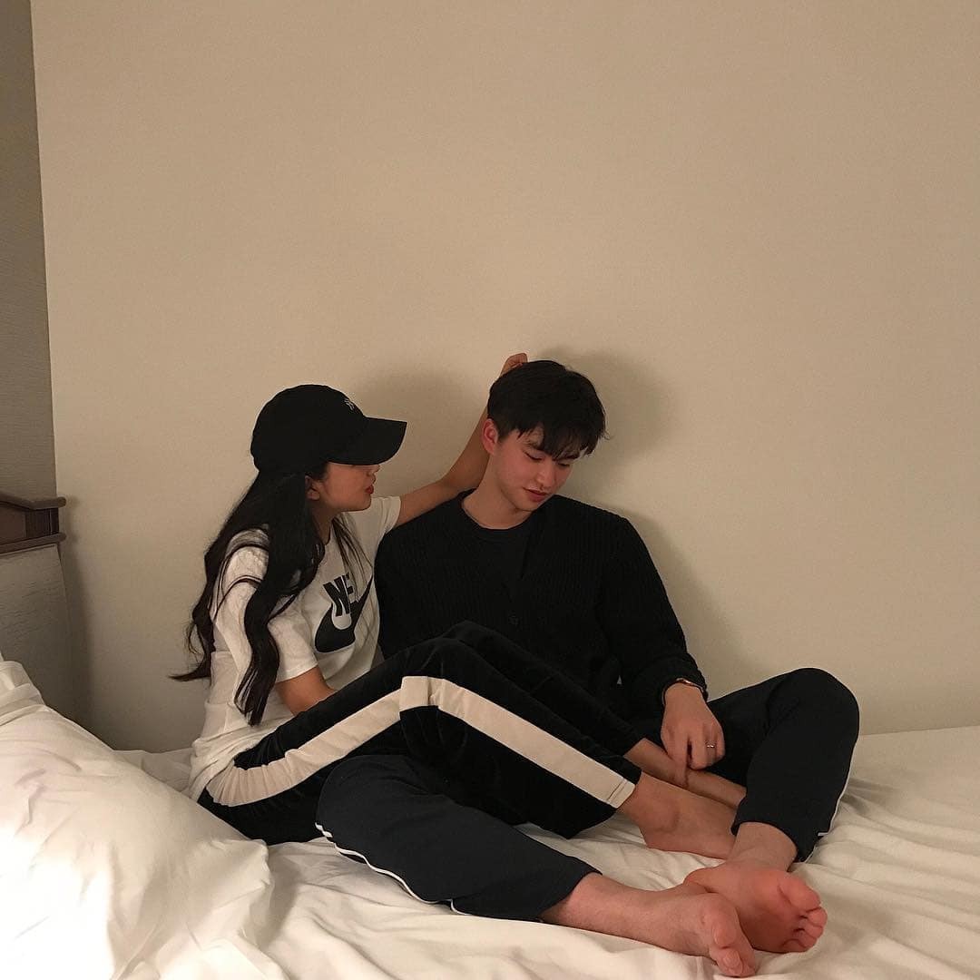 Ghét đủ kiểu bạn chung phòng nhưng cư dân mạng đồng lòng: Nhất định không thể ở với người suốt ngày dẫn bạn trai về!