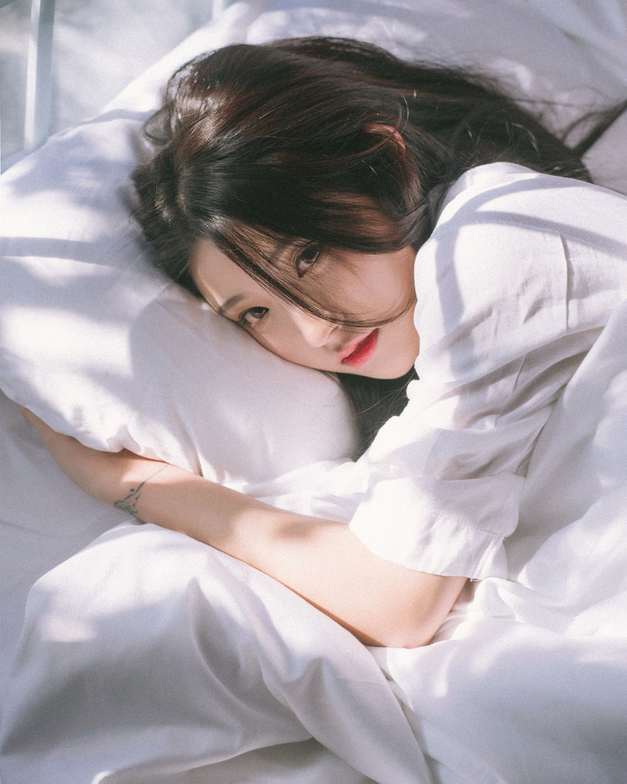 Ghét đủ kiểu bạn chung phòng nhưng cư dân mạng đồng lòng: Nhất định không thể ở với người suốt ngày dẫn bạn trai về!