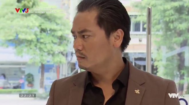 Bất ngờ thân thế bố dượng đồi bại hại đời con gái phim Quỳnh búp bê