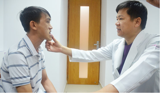 Bức tâm thư đẫm nước mắt và điều kỳ diệu cho ‘thạc sĩ xe ôm’