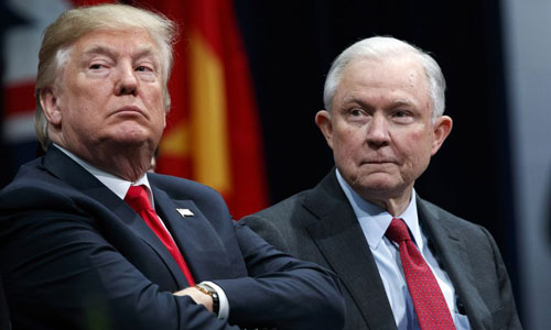 Sa thải Bộ trưởng Tư pháp, Trump có thể bắt đầu thay máu chính quyền