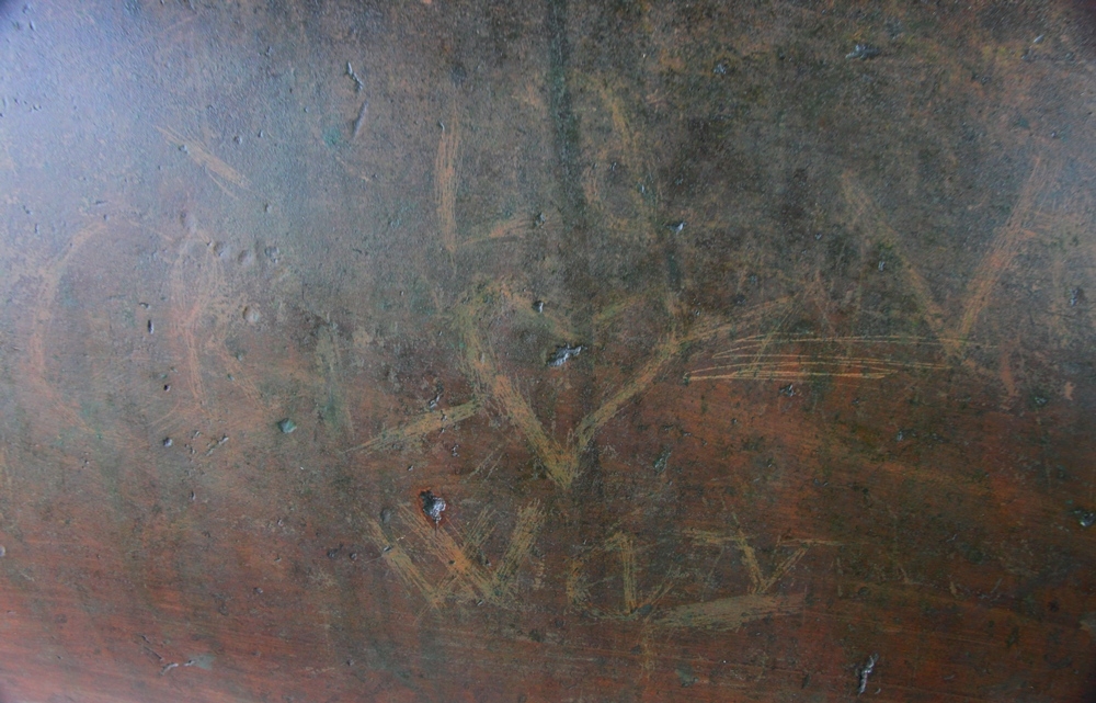 Di tích, bảo vật quốc gia ở Huế bị vẽ bậy