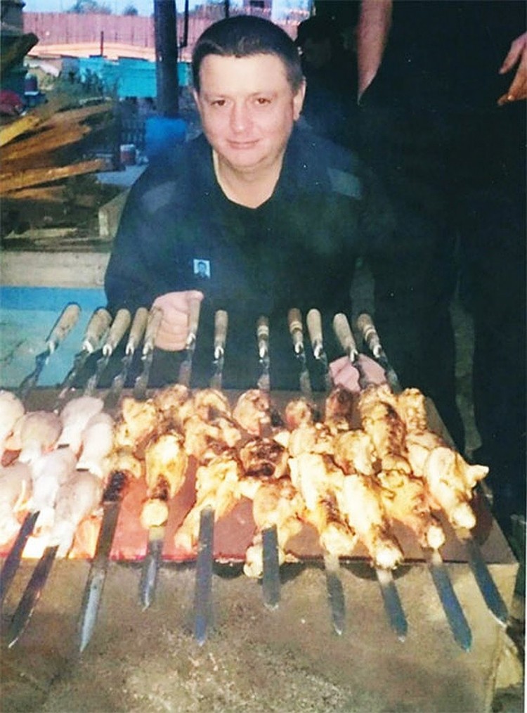 Tội phạm giết người khét tiếng Nga sống như ông hoàng trong tù gây phẫn nộ