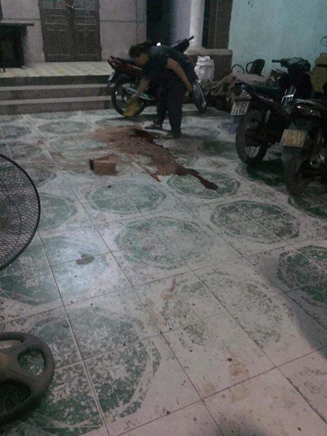 Vụ cô gái bị người tình cầm dao truy sát tử vong: Do ngồi hát với trai lạ