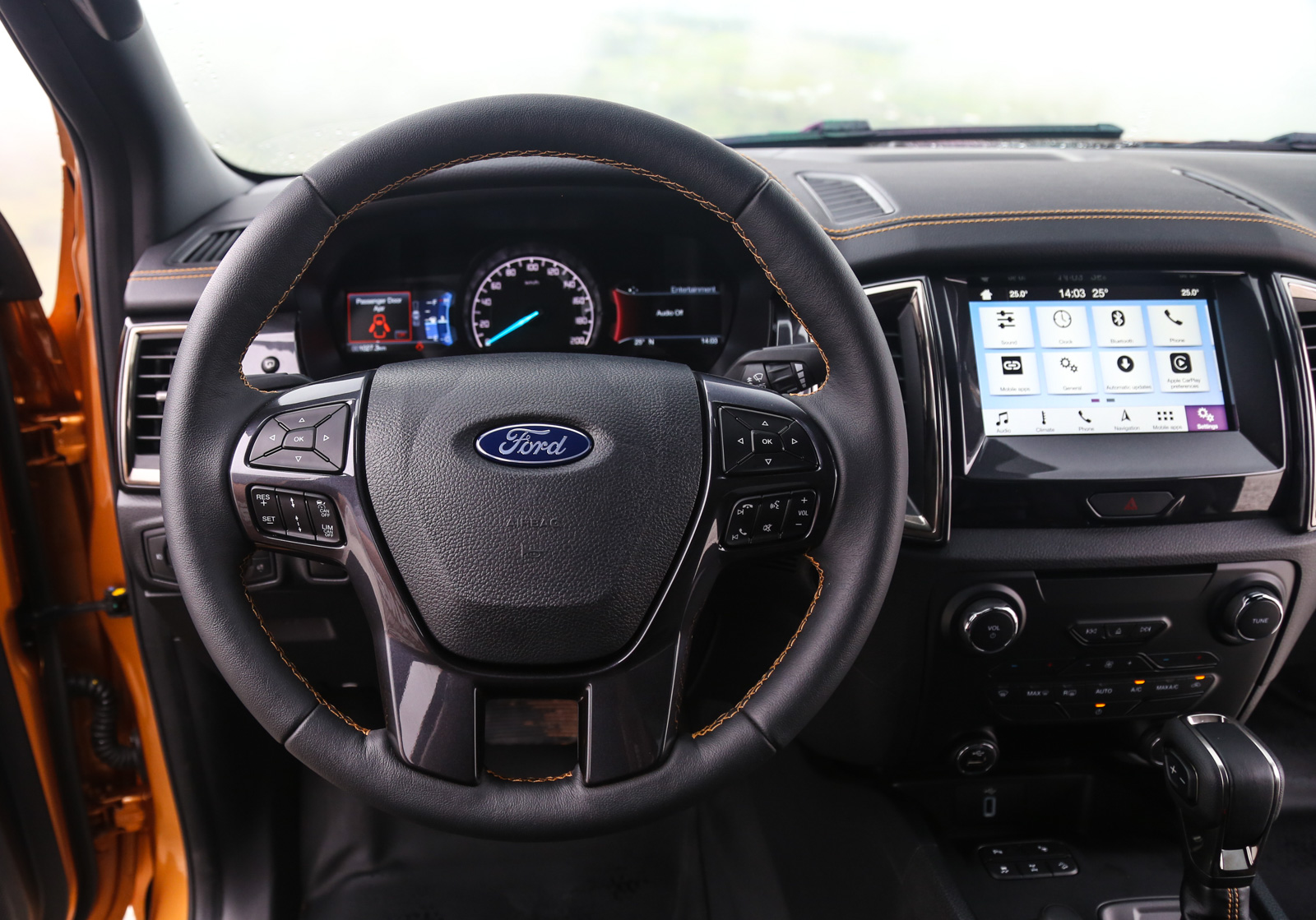 Ford Ranger Wildtrak 2018 - mẫu bán tải chú trọng công nghệ Ford Ranger Wildtrak 2018 - mẫu bán tải chú trọng công nghệ