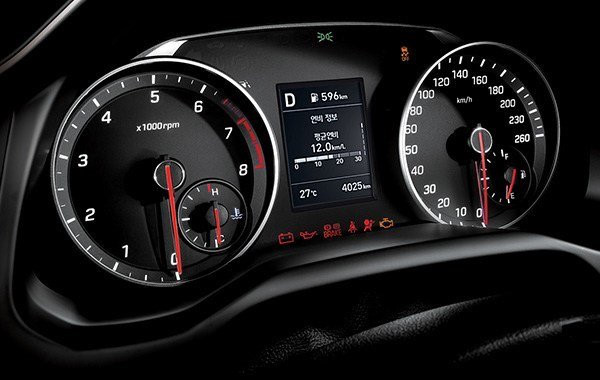 Hyundai Elantra có thêm bản thể thao, giá từ 22.400 USD