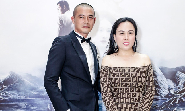 Quách Ngọc Ngoan trải lòng về vợ cũ Lê Phương và vợ mới Phượng Chanel Quách Ngọc Ngoan trải lòng về vợ cũ Lê Phương và vợ mới Phượng Chanel