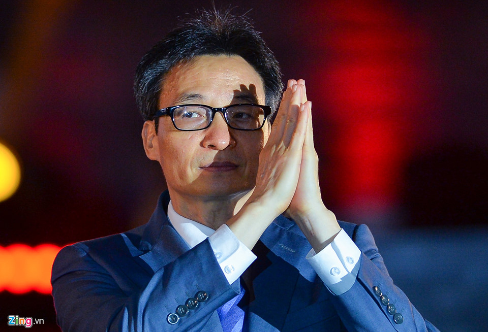 Xe đua F1 xuất hiện hoành tráng tại Hoàng thành Thăng Long