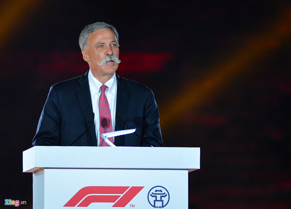 Xe đua F1 xuất hiện hoành tráng tại Hoàng thành Thăng Long