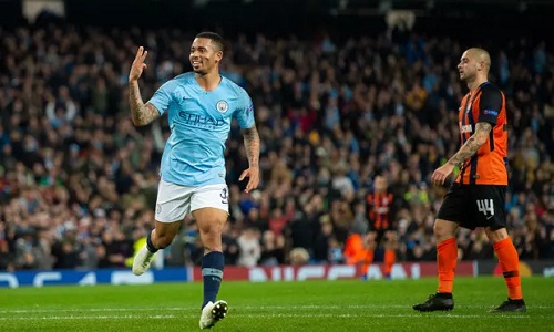 Man City ghi sáu bàn trận thứ hai liên tiếp