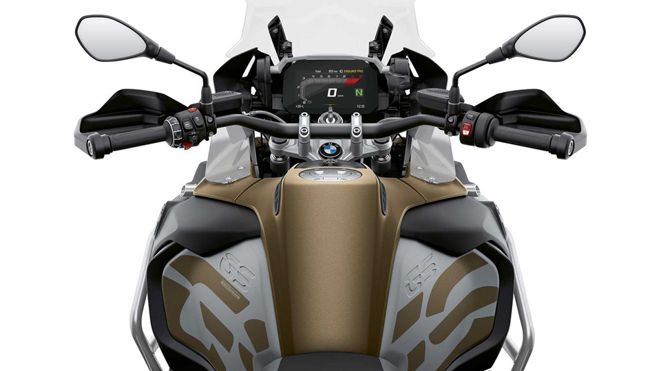 BMW R 1250 GS Adventure ra mắt - bình xăng 30 lít, giàu công nghệ