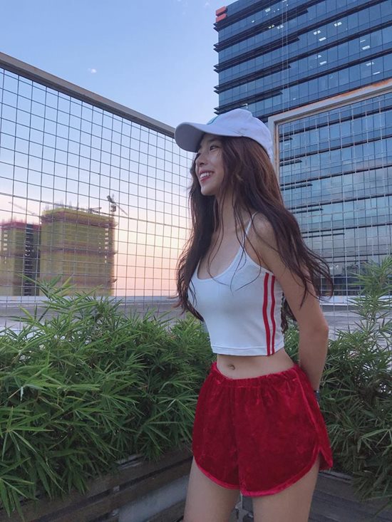 Hotgirl Sài thành có thân hình nóng bỏng tới mức bị đồn thổi không có thực Hotgirl Sài thành có thân hình nóng bỏng tới mức bị đồn thổi không có thực