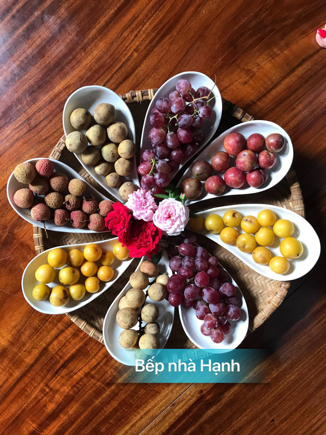 Mang không quá 200k đi chợ, mẹ trẻ 3 con khiến ai nấy sững sờ vì mâm cơm sang trọng, đẹp mắt như nhà hàng