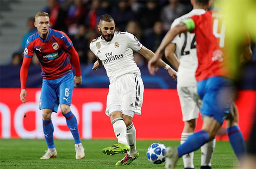 Benzema lập cú đúp, Real đại thắng ở Champions League