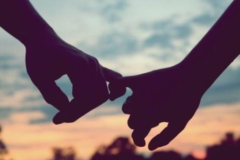 Bị người yêu chia tay vì ngủ với nhiều người để thỏa mãn sinh lý, cô gái vẫn trách người yêu quá lạnh lùng Bị người yêu chia tay vì ngủ với nhiều người để thỏa mãn sinh lý, cô gái vẫn trách người yêu quá lạnh lùng