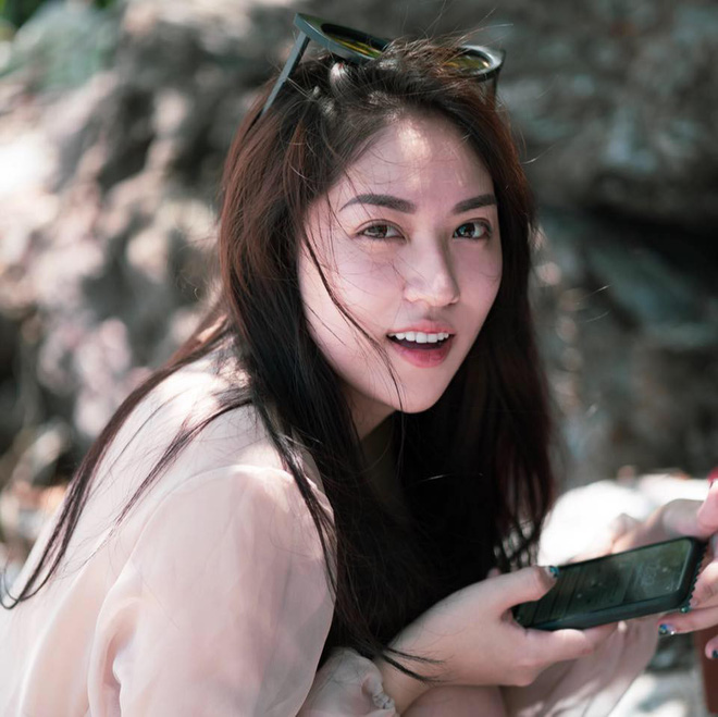 Hội bạn thân 10 năm rủ nhau diện bikini, khoe body nóng bỏng đốt cả Instagram Hội bạn thân 10 năm rủ nhau diện bikini, khoe body nóng bỏng đốt cả Instagram