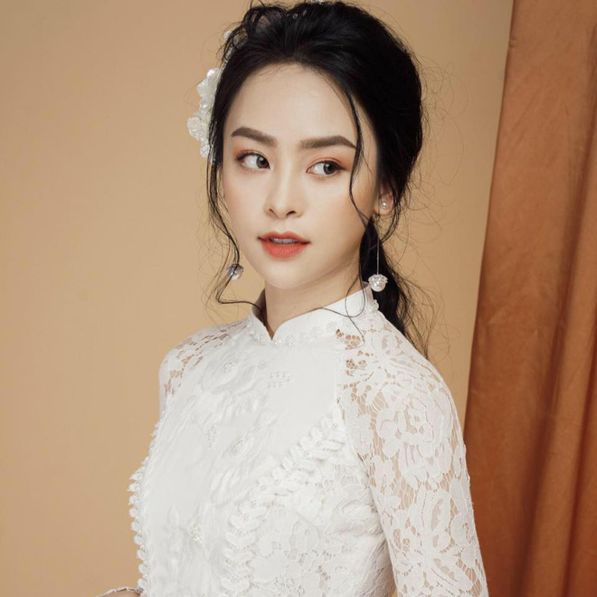 Hội bạn thân 10 năm rủ nhau diện bikini, khoe body nóng bỏng đốt cả Instagram