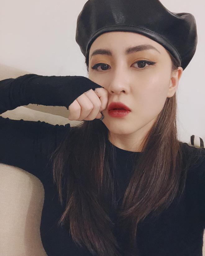 Hội bạn thân 10 năm rủ nhau diện bikini, khoe body nóng bỏng đốt cả Instagram