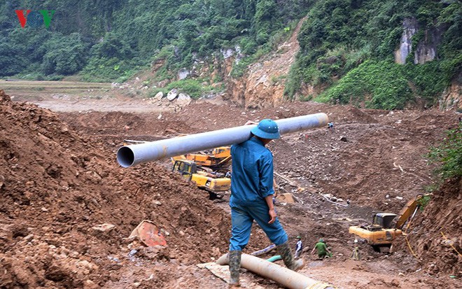 Sập mỏ vàng ở Hòa Bình: Hình ảnh cứu hộ ngày thứ 5 liên tiếp Sập mỏ vàng ở Hòa Bình: Hình ảnh cứu hộ ngày thứ 5 liên tiếp