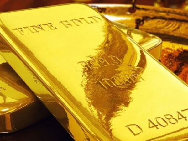 Giá vàng giảm khi đồng USD không ngừng lên giá