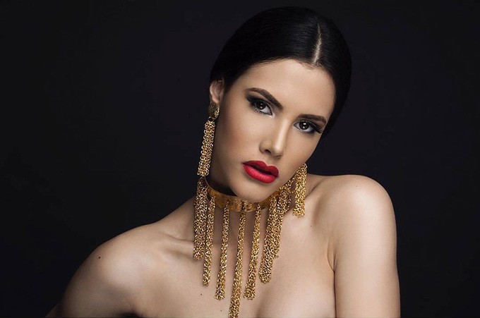 Nhan sắc tuổi 20 của tân Hoa hậu Quốc tế 2018