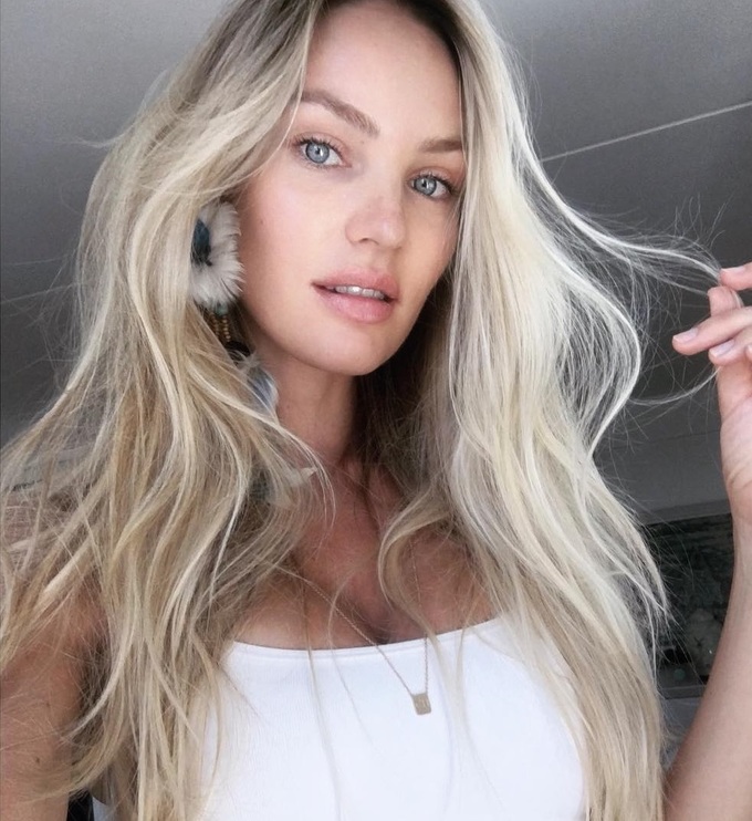 Nhan sắc không son phấn của dàn thiên thần Victorias Secret