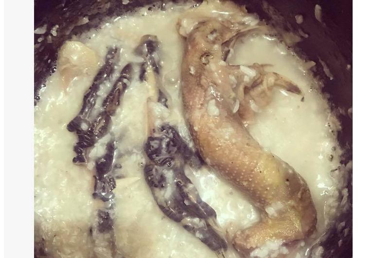 Con dâu cứ nấu ăn thế này sớm muộn cũng được mẹ chồng dắt tay ra khỏi nhà