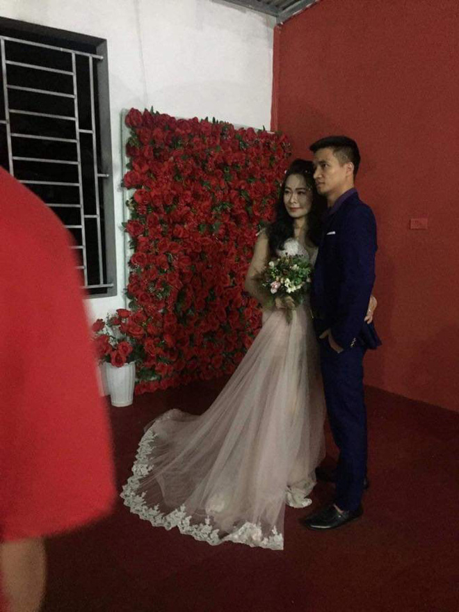 Sau biến cố đến mức từ bỏ showbiz, Lệ Rơi bất ngờ lộ ảnh sắp cưới vợ, nói lời tạm biệt với 180 người tình cũ Sau biến cố đến mức từ bỏ showbiz, Lệ Rơi bất ngờ lộ ảnh sắp cưới vợ, nói lời tạm biệt với 180 người tình cũ