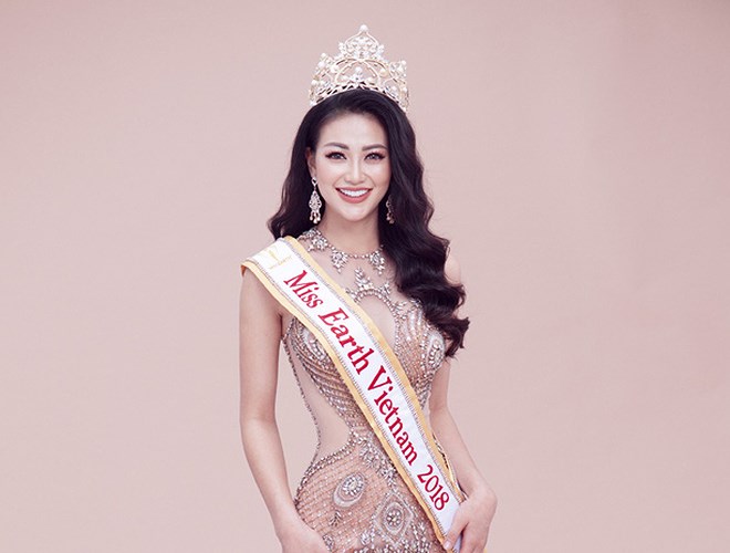 Trước thông tin thí sinh tố bị gạ tình trong cuộc thi Miss Earth, hoa hậu Phương Khánh lên tiếng
