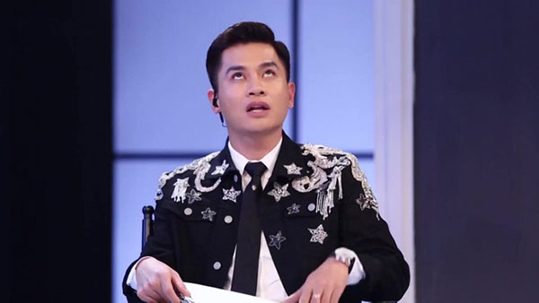 Khuyên Minh Hằng - Võ Hoàng Yến tu khẩu nghiệp, Nam Trung khiến khán giả thích thú cười ầm ở The Face Khuyên Minh Hằng - Võ Hoàng Yến tu khẩu nghiệp, Nam Trung khiến khán giả thích thú cười ầm ở The Face