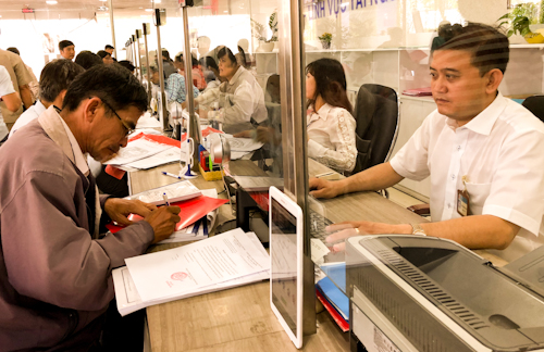 TP HCM sắp chi 3.200 tỷ đồng để tăng thu nhập cho cán bộ