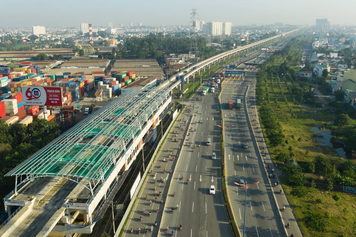 Tuyến metro Sài Gòn hiện như thế nào sau 6 năm thi công