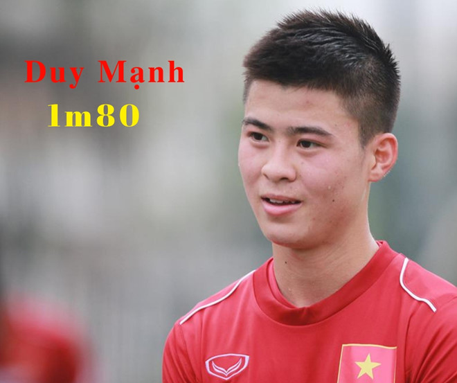 Dân mạng thích thú so sánh chiều cao các cầu thủ đội tuyển Việt Nam Dân mạng thích thú so sánh chiều cao các cầu thủ đội tuyển Việt Nam