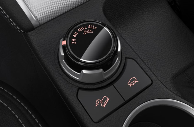 Phiên bản nâng cấp Mitsubishi Triton - thiết kế mới, hộp số mới