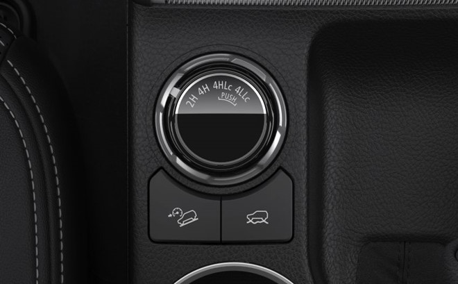 Phiên bản nâng cấp Mitsubishi Triton - thiết kế mới, hộp số mới