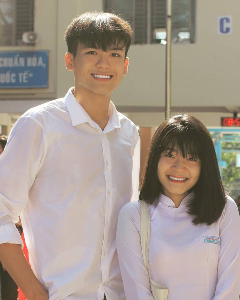 Nam sinh Sài Gòn 18 tuổi cao gần 2m: Thường xuyên đụng đầu vào trần nhà, bị bạn bè trêu chọc ác ý