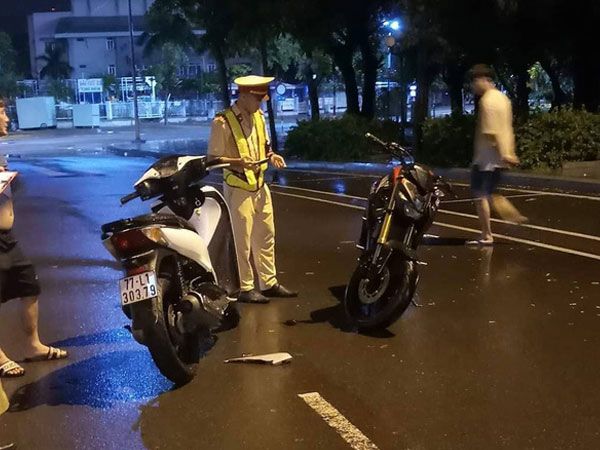 Thiếu úy CSGT ngã khi làm việc với dân: Tôi ngã thật, không phải diễn hay ngã nghiệp vụ