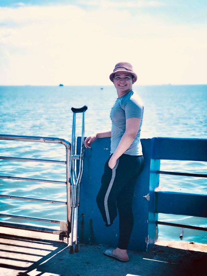 Cuộc gặp định mệnh giữa chàng trai cụt chân và ông lão cô độc trong căn nhà hoang: Nhìn ông như vậy mình khóc mấy đêm liền