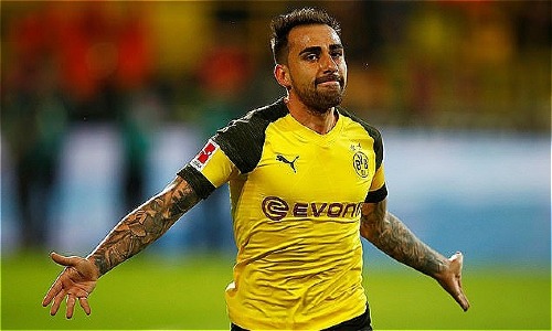 Dortmund thắng ngược Bayern trong màn rượt đuổi ngoạn mục