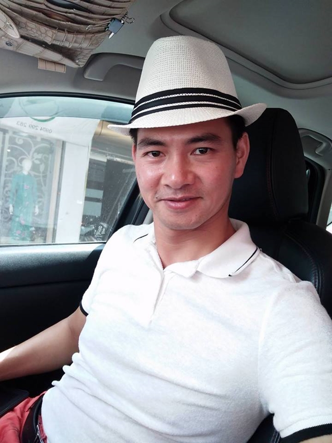 Xuân Bắc cát-xê 8 tỷ vẫn phải nể nang Tự Long với nhà sang xe xịn