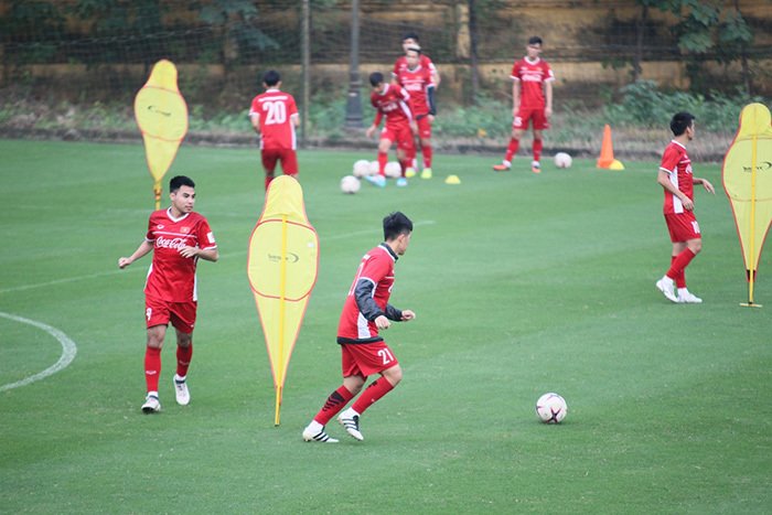 Sắp đấu Malaysia, HLV Park Hang Seo bỗng dưng dễ tính