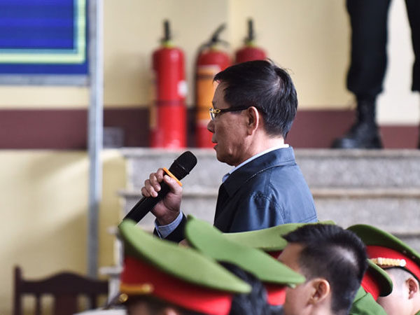 Cựu trung tướng Phan Văn Vĩnh đề nghị không công bố bản án